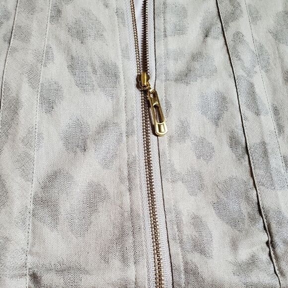 Chico's Kareleen Metallic Leopard Ruched Jacket - Picture 6 of 9